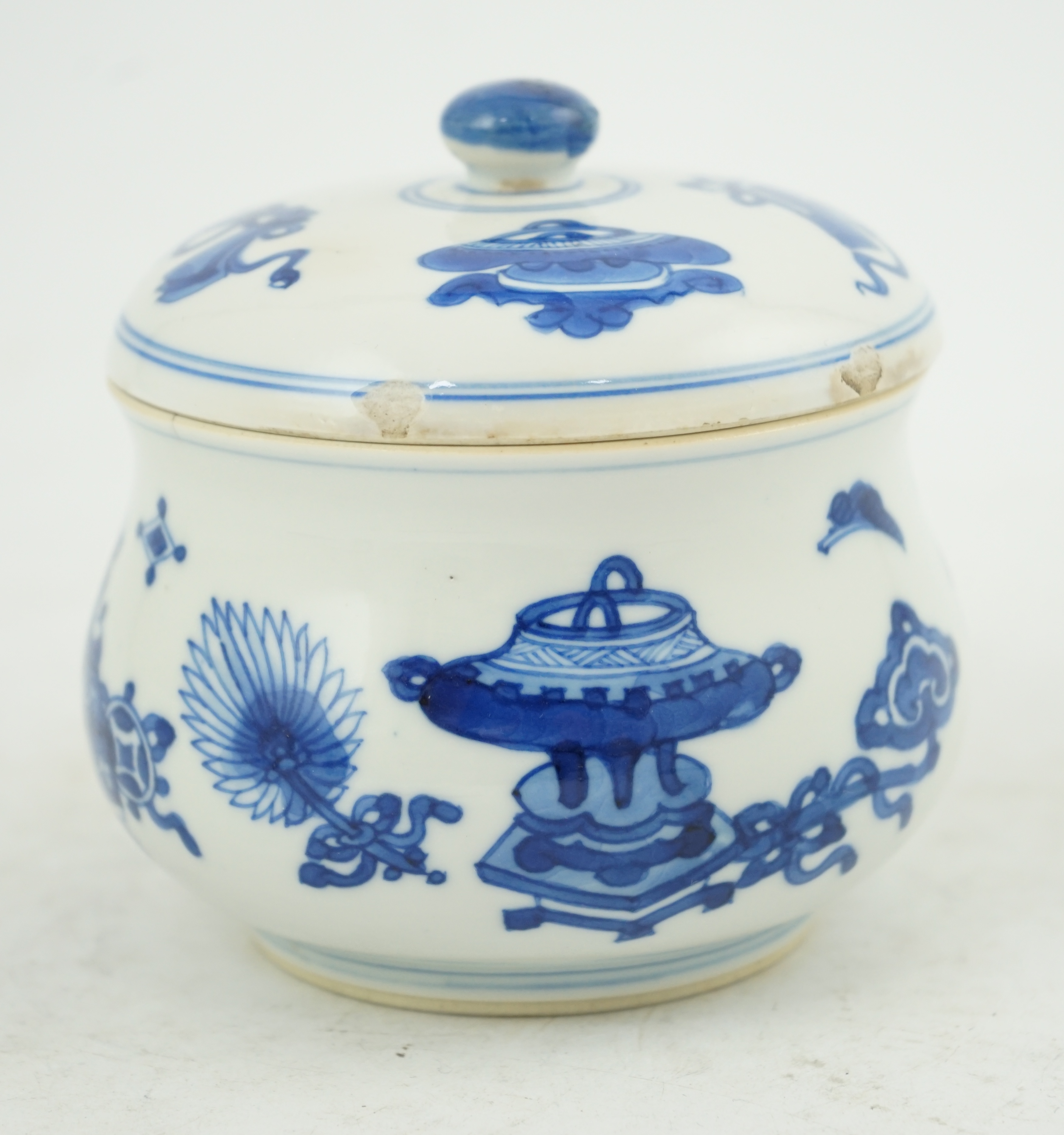 A Chinese blue and white ‘precious objects’ censer and cover, Kangxi period (1662-1722)